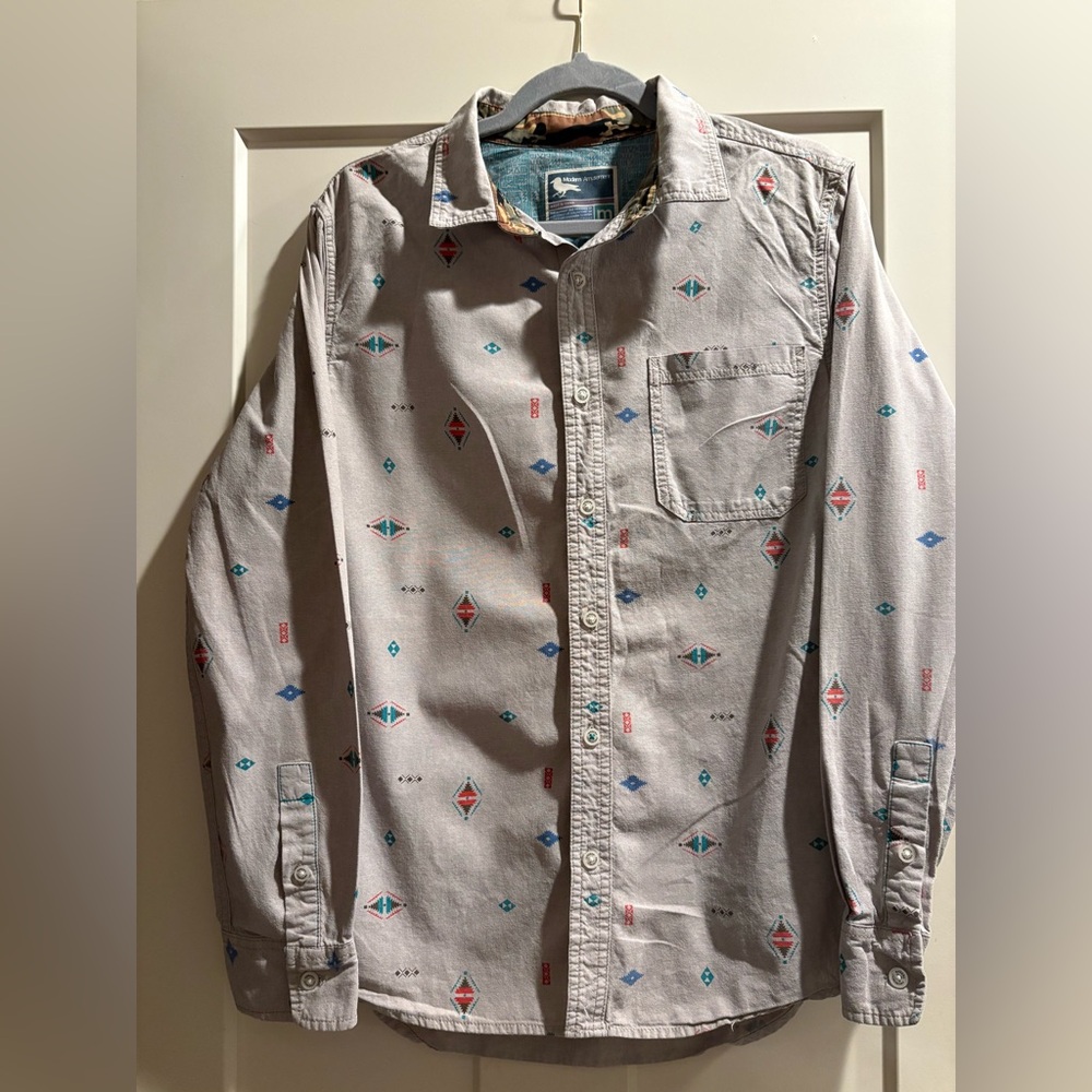 Modern Amusement Men’s Large Southwest print w/ Teal & Camo Accents 100% Cotton